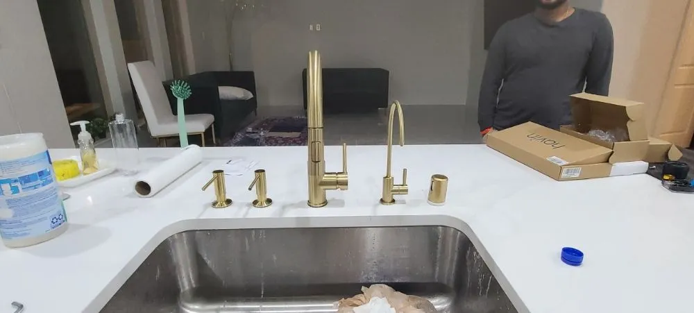 Slide of Sergio Vazquez