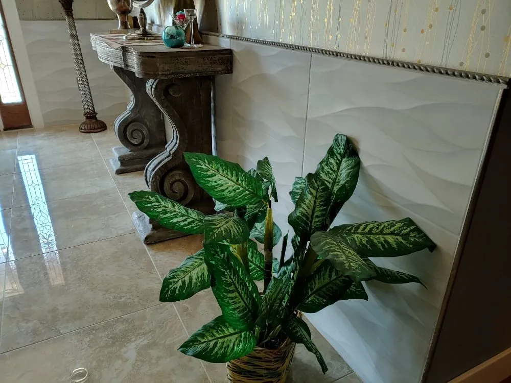 Slide of Serras Home Repair