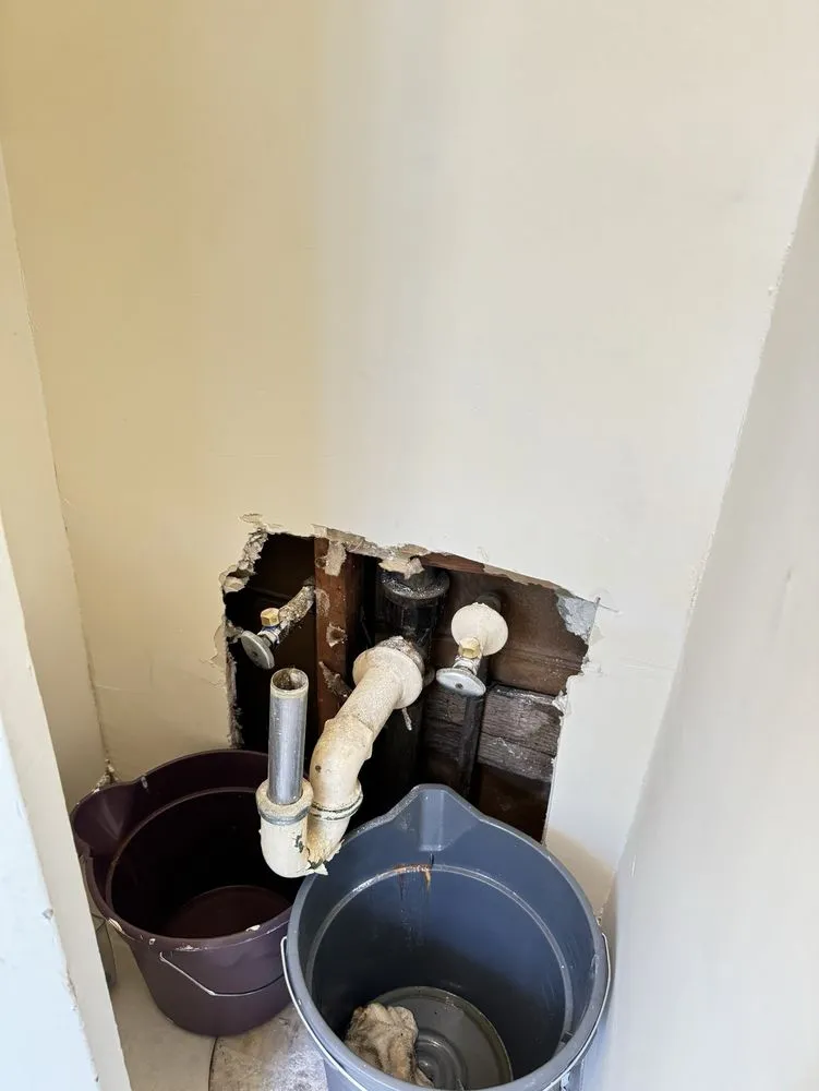 Slide of Service Champions Plumbing, Heating & AC - LA