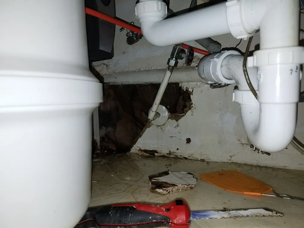 Slide of Service Contractors Plumbing