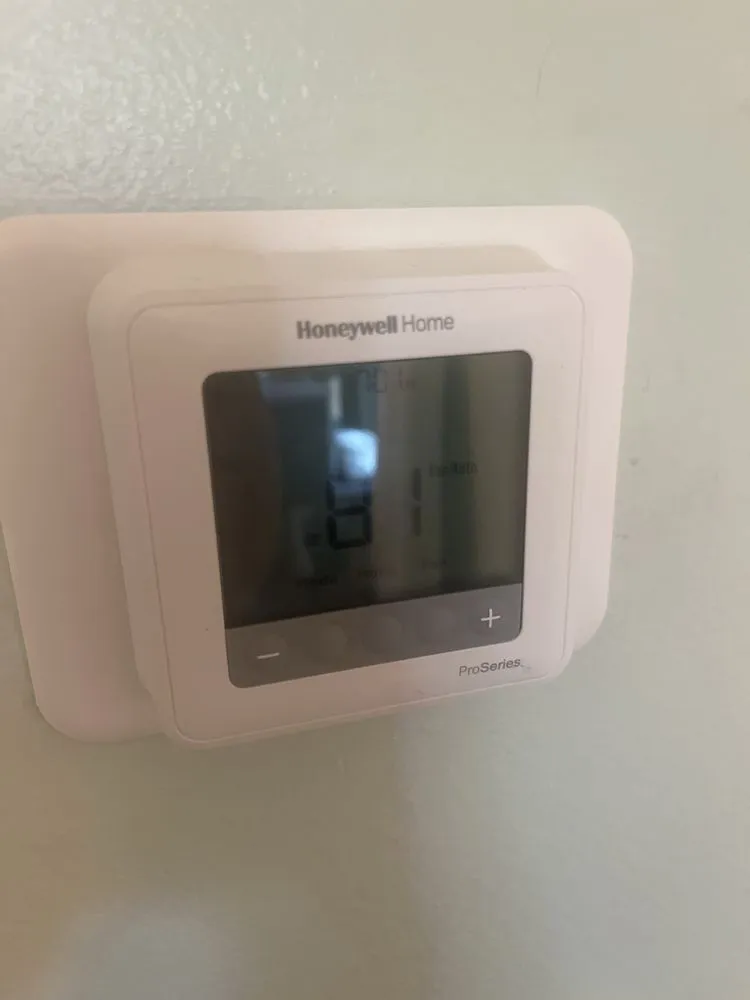 Slide of Service Experts Heating & Air Conditioning