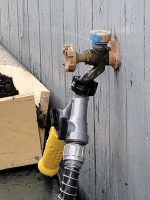 Service Tech Plumbing Logo