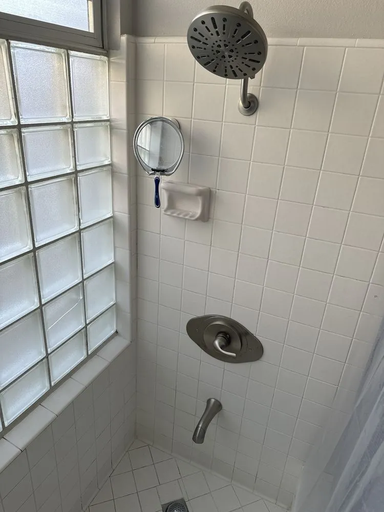 Slide of Sevilla Plumbing