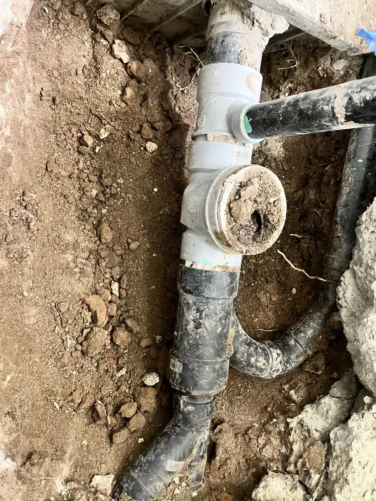 Slide of Sewer Contractor 911