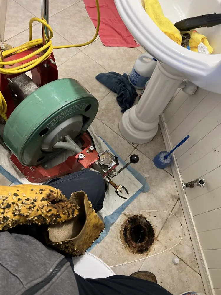 Trusted leak detection experts serving Los Angeles, CA - Sewer Man Rooter & Plumbing