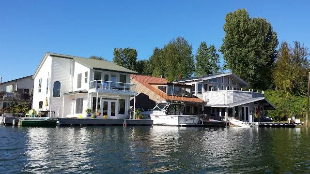 Slide of Shadetree Handyman