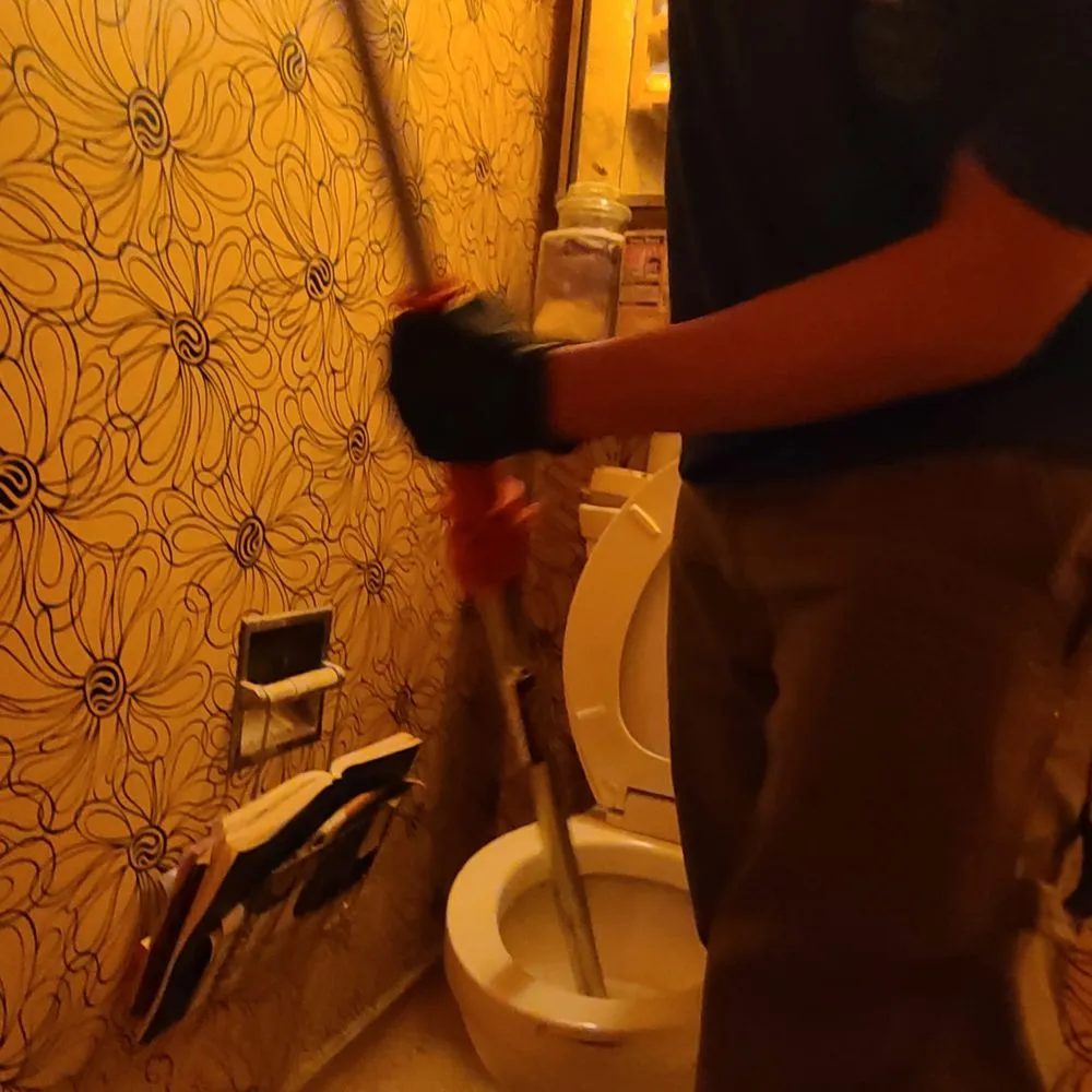 Slide of Sharky Plumbing 510 & Rooter