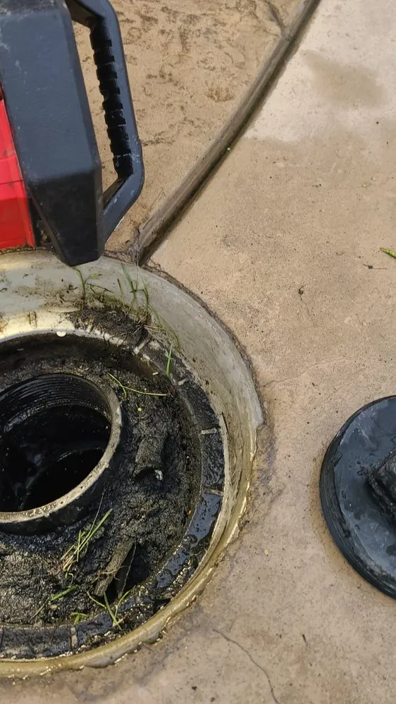 Slide of Sharky Plumbing 510 & Rooter