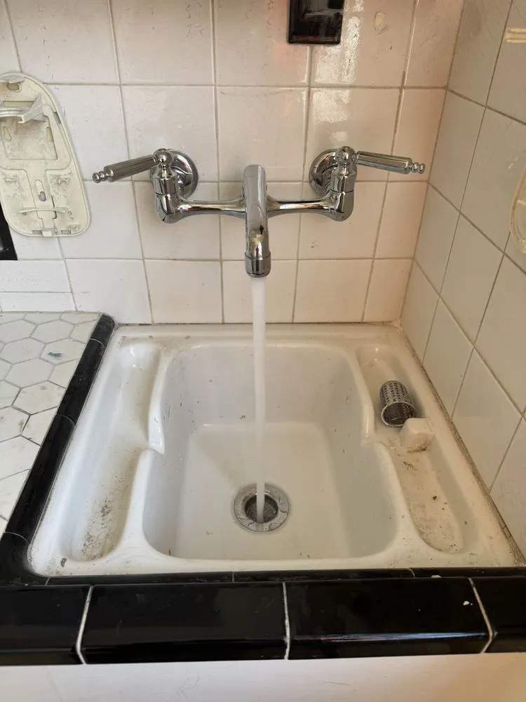 Slide of Shawn Lopez Handyman Plumber