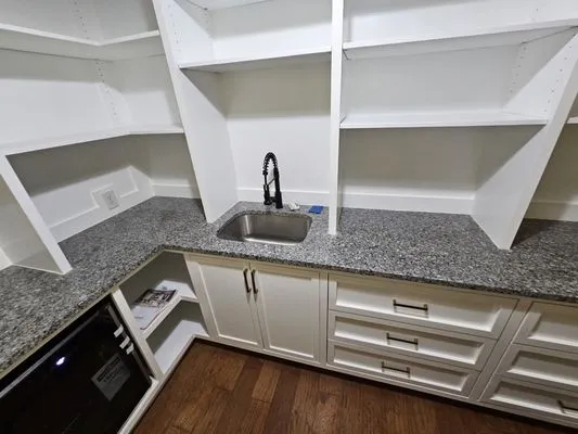 Shep's Home Improvement Logo