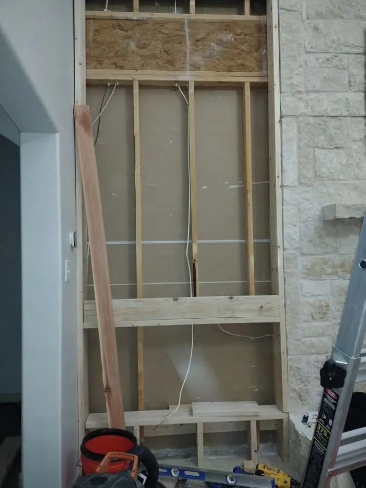 Slide of She's Pretty Handy