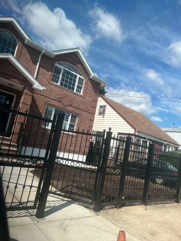 Slide of Shiraz Alli