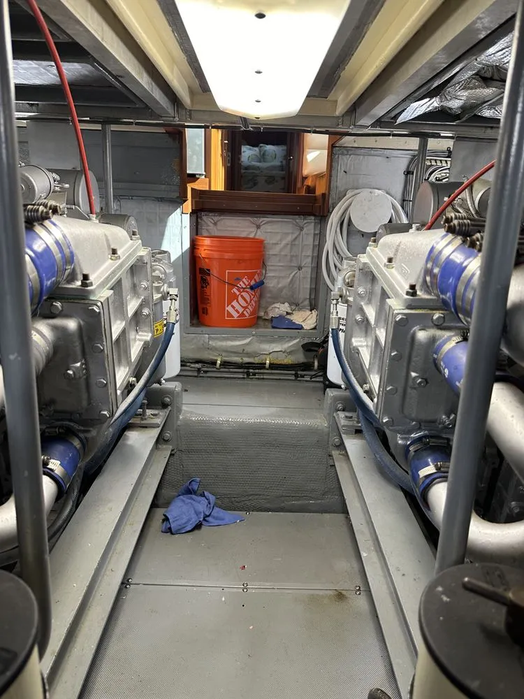 Slide of Shoreside Marine Services