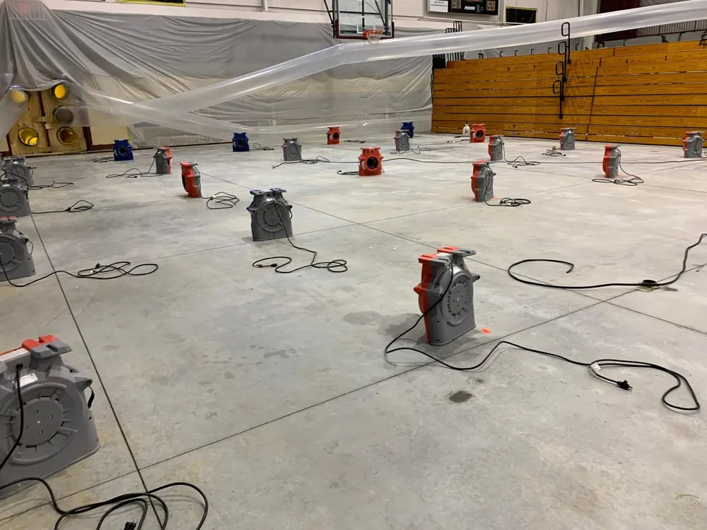 Quality leak detection for homes in Thonotosassa, FL by Showalter Construction & Restoration