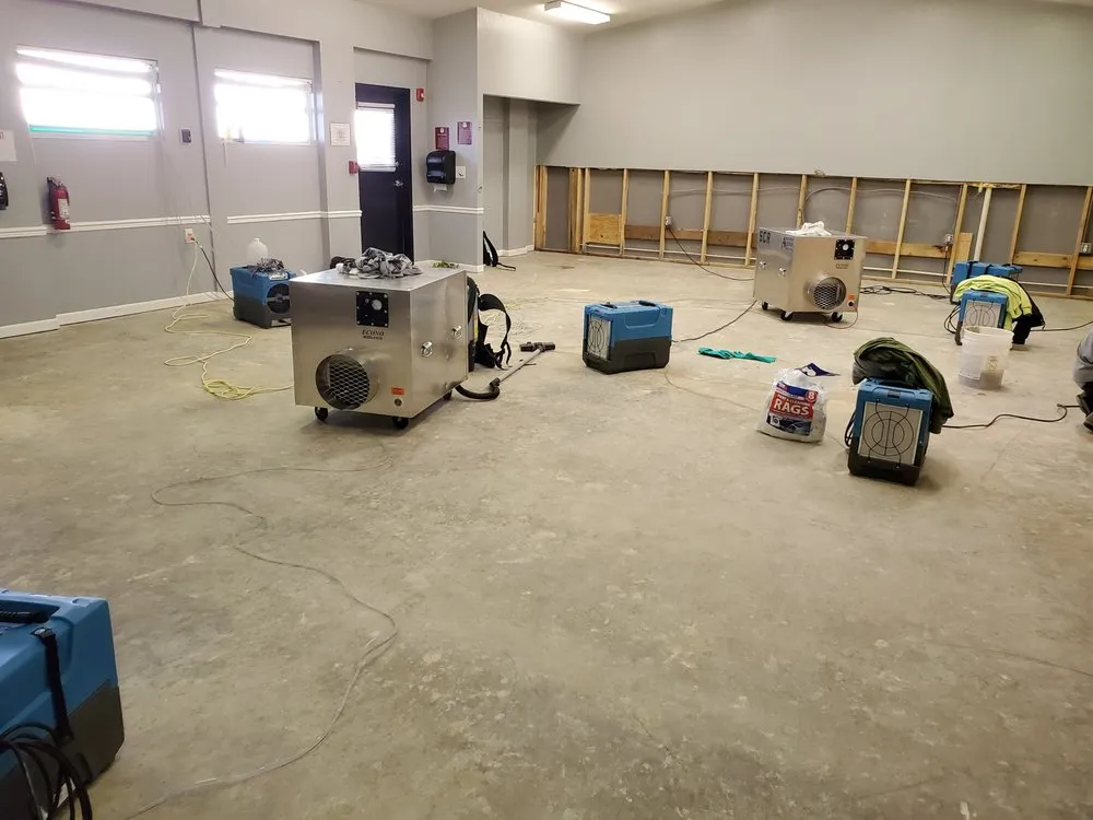 Emergency emergency plumbing service in Thonotosassa, FL - Showalter Construction & Restoration