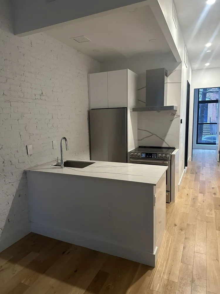 Slide of Sierra Service