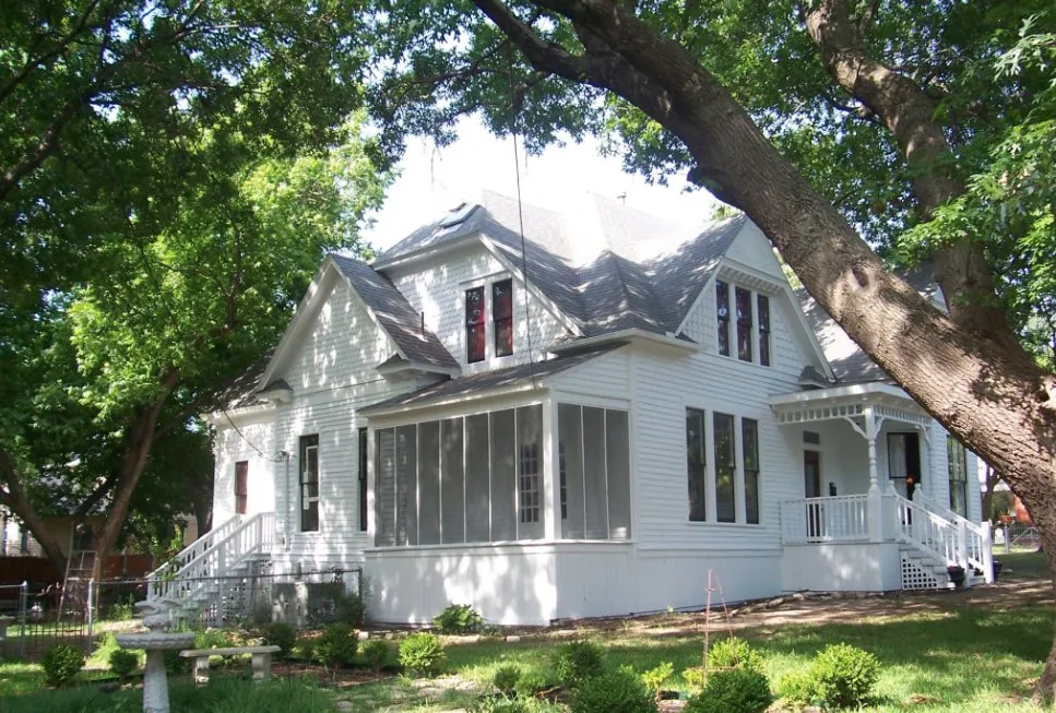 Slide of Signature Painting & Remodeling