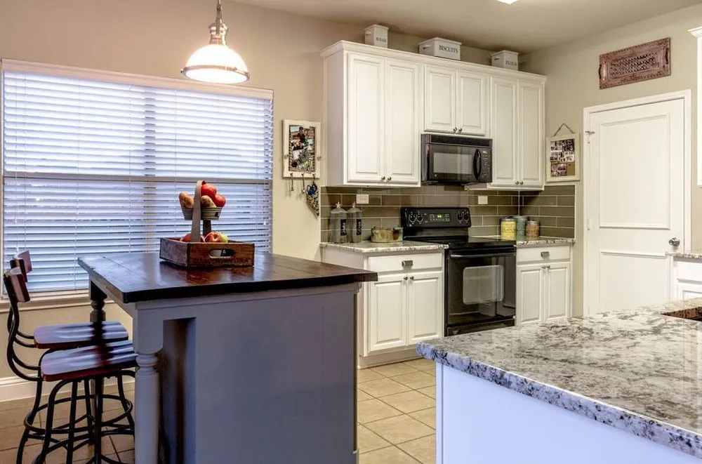 Slide of Signature Painting & Remodeling