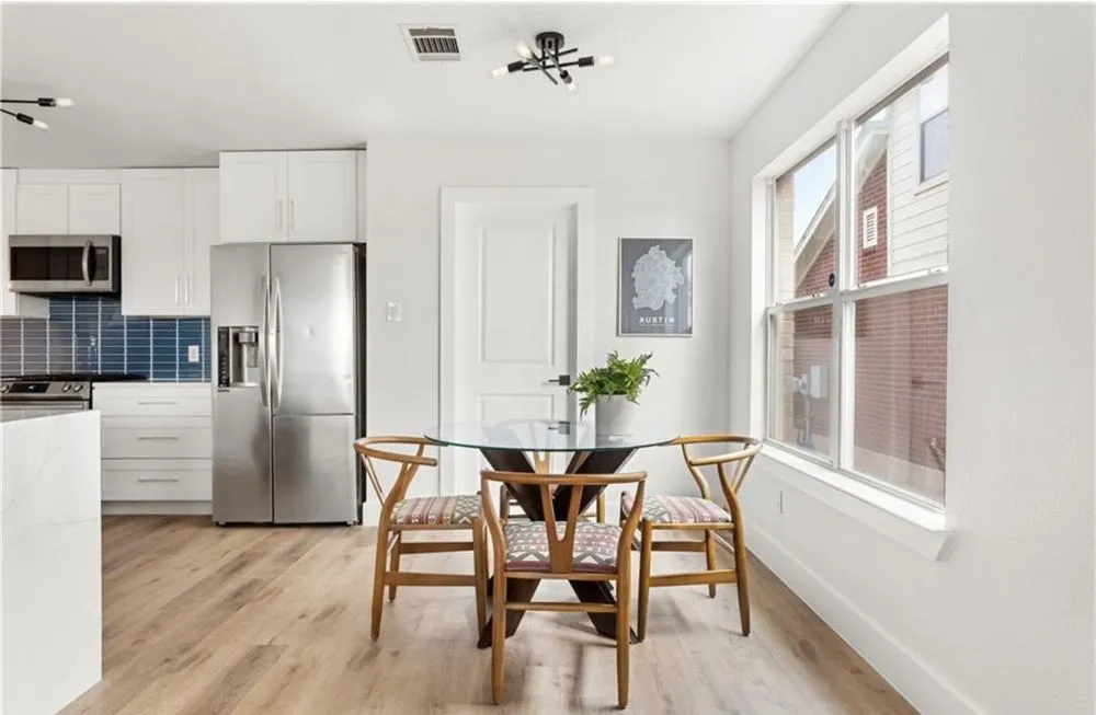 Slide of Silicon Hills Construction Services