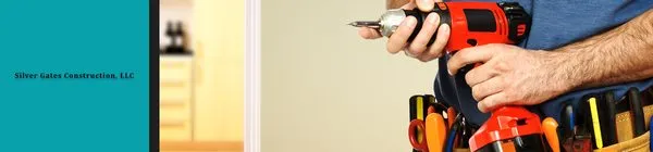 Silver Gates Construction Logo