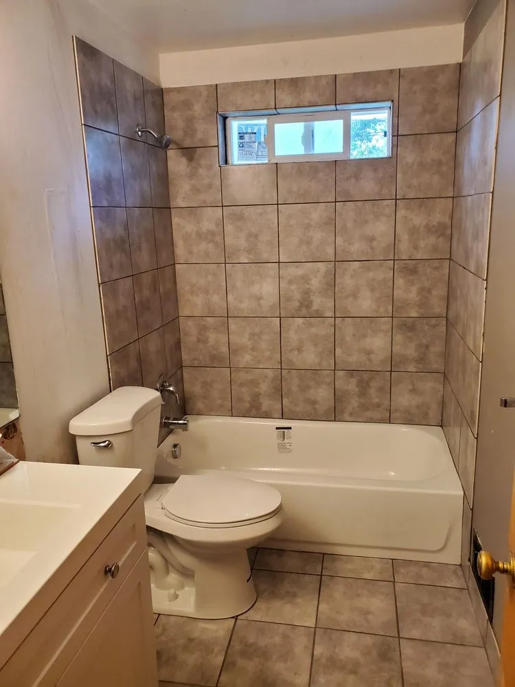 Slide of Silver Tree Plumbing