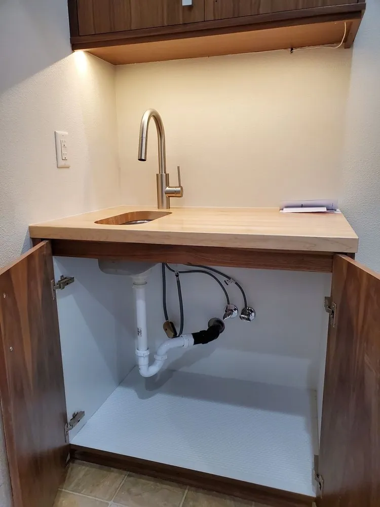 Slide of Silver Tree Plumbing