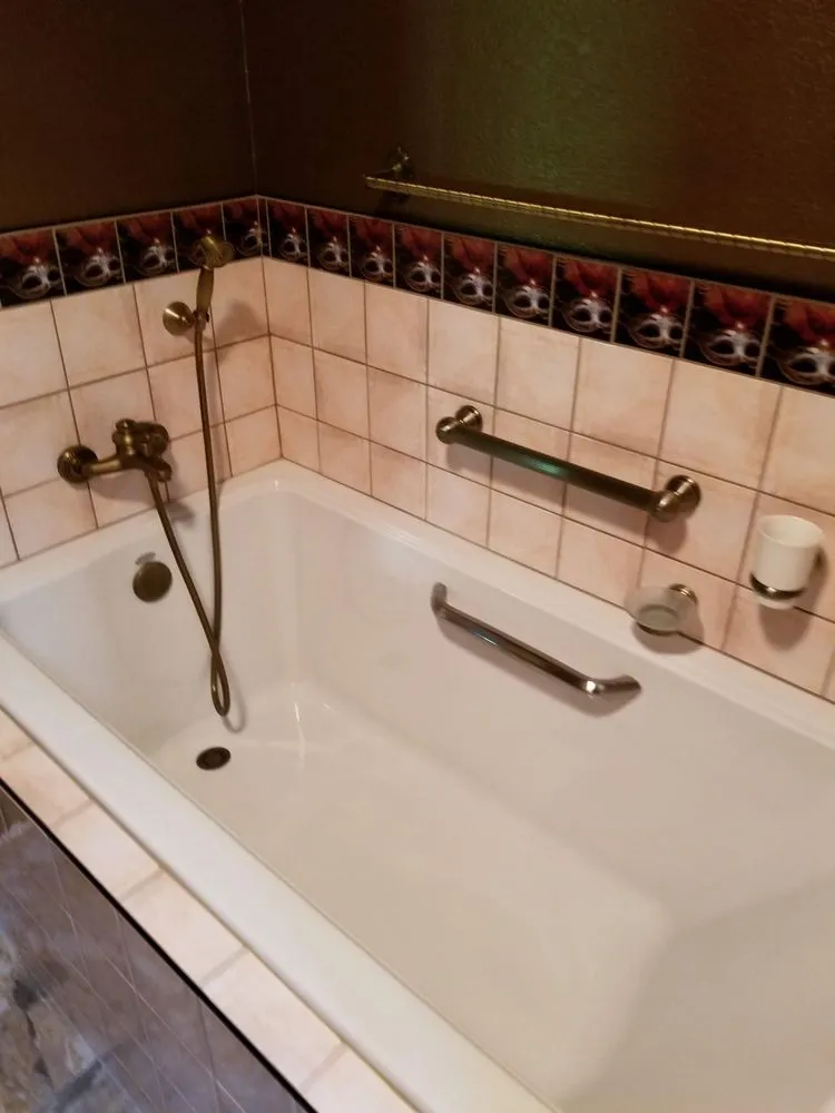 Slide of Silver Tree Plumbing