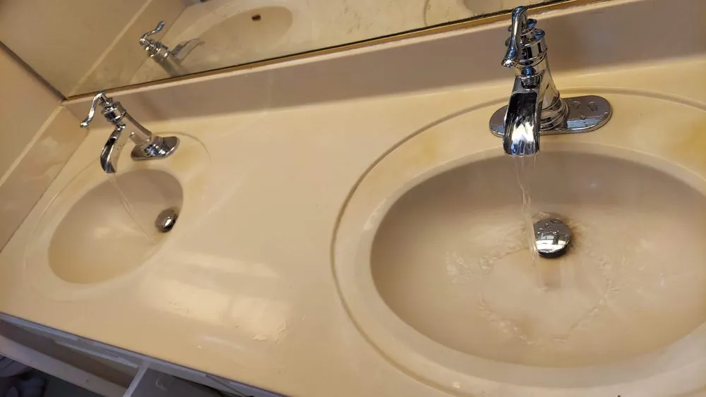 Slide of Silverlake Fixologist