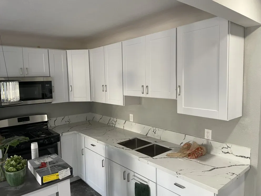 Slide of Silverlake Fixologist