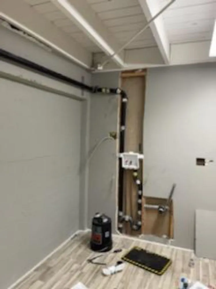 Reliable emergency plumbing service in Simi Valley, CA - Simi 4 Plumbing