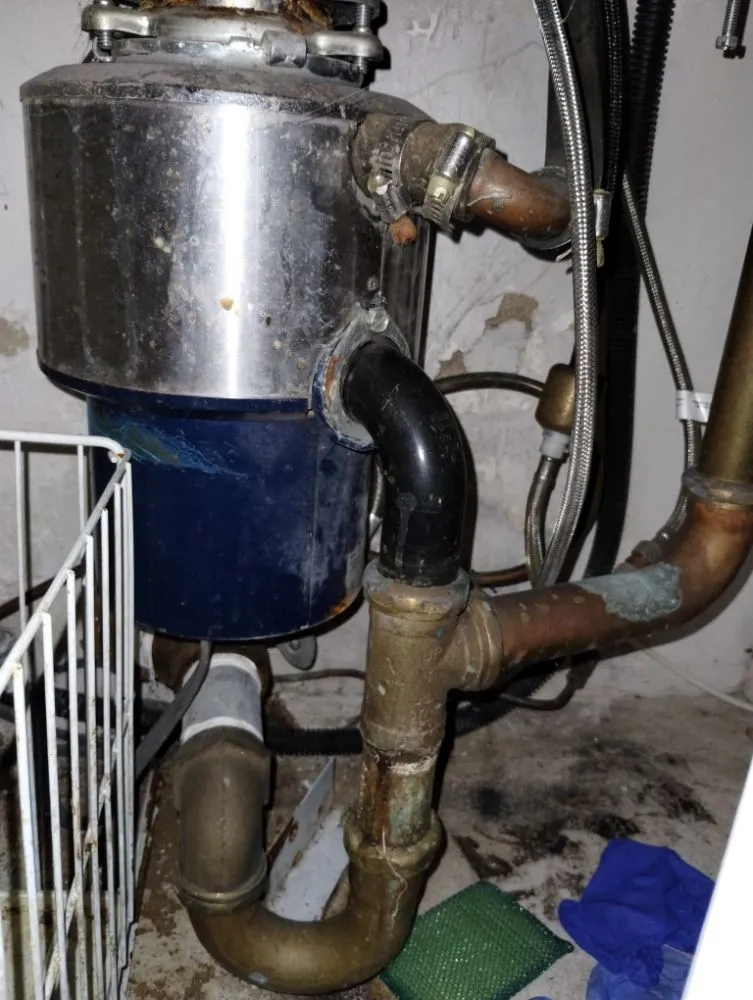 Slide of Simple Rooter & Plumbing Handyman