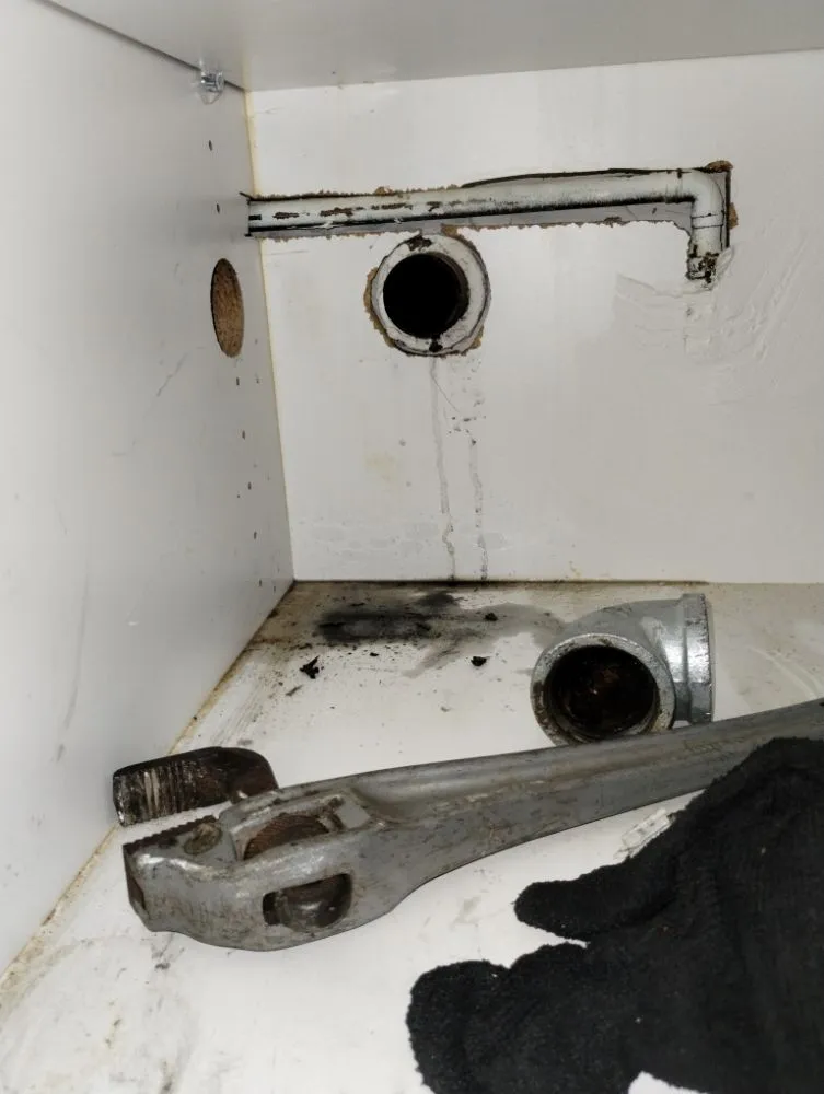 Slide of Simple Rooter & Plumbing Handyman