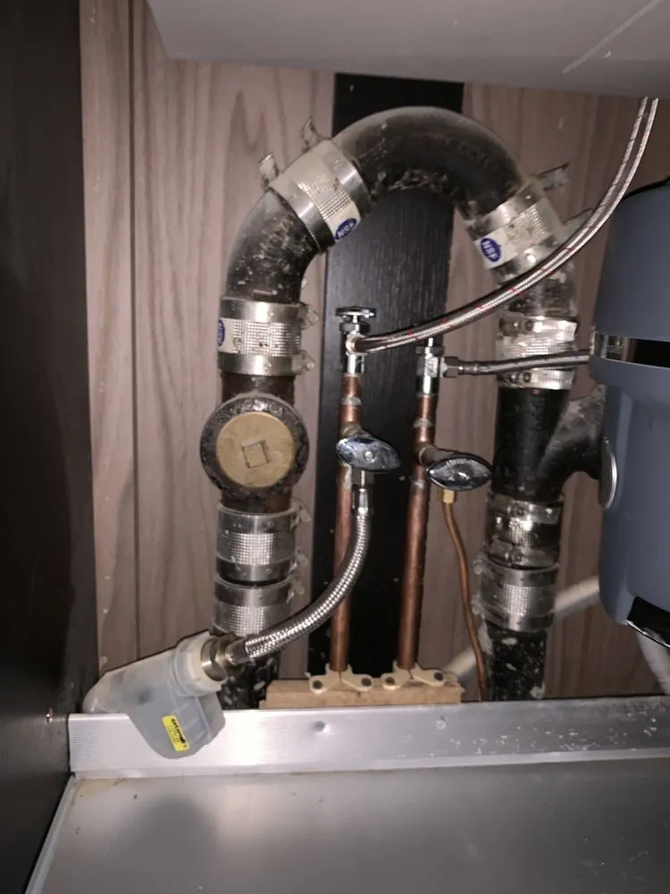 Slide of Sinani Piping & Heating