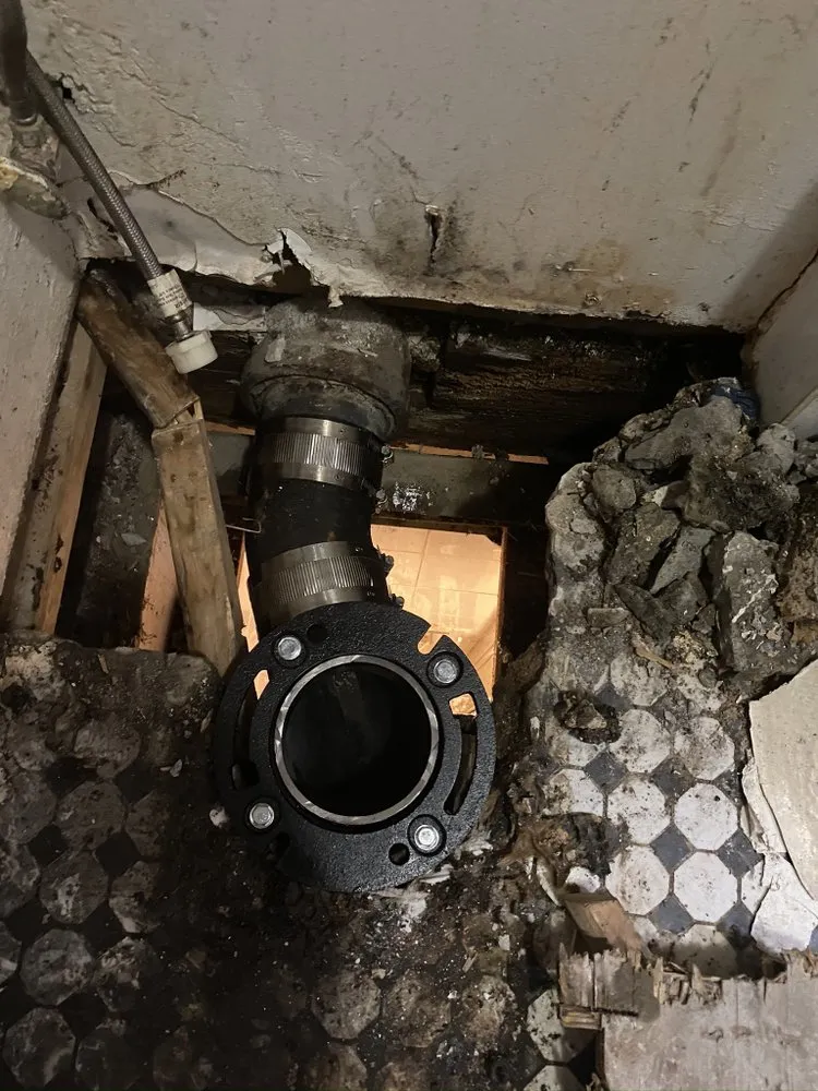 Expert water heater service experts serving Staten Island, NY - Sinani Piping & Heating