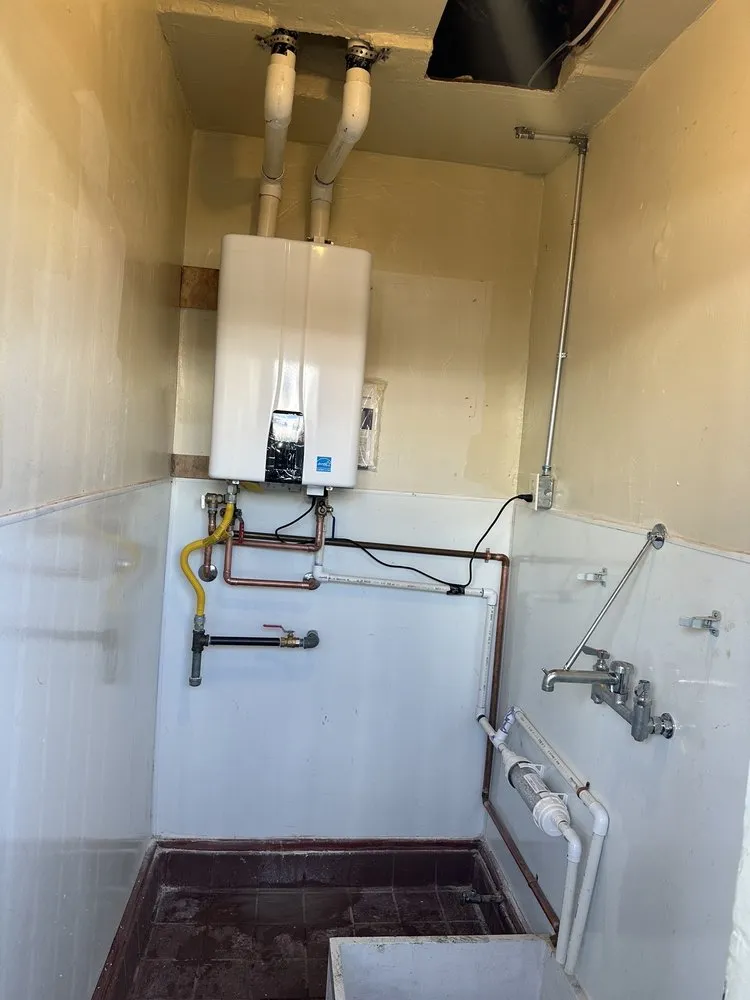 Slide of Single Flush Plumbing