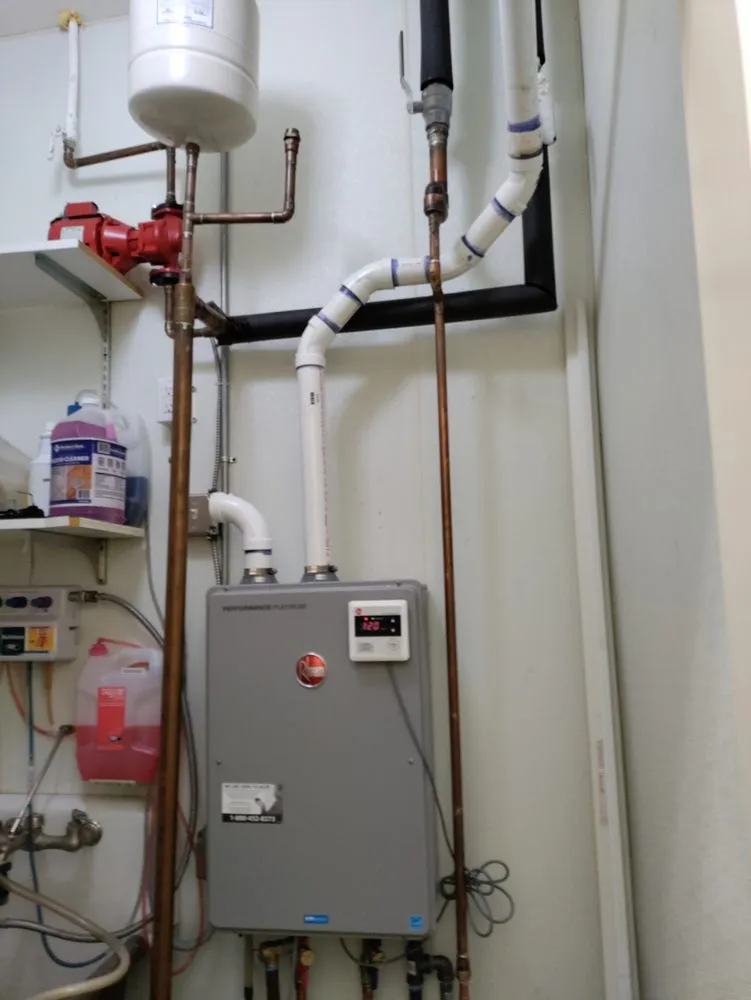 Slide of Sinks And Things