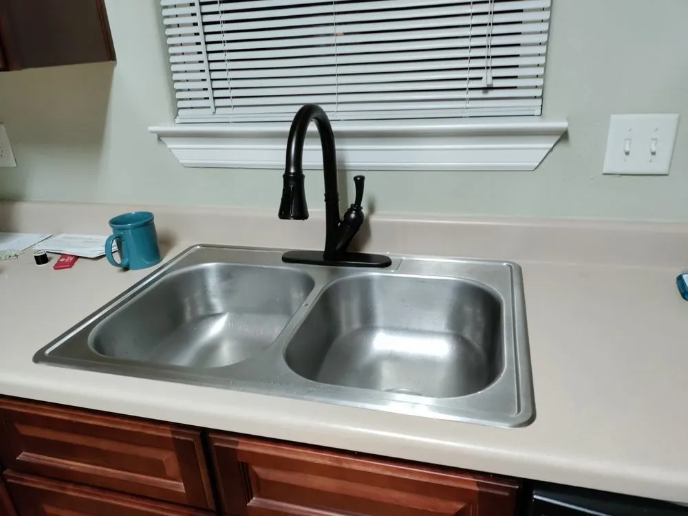 Slide of Sinks And Things