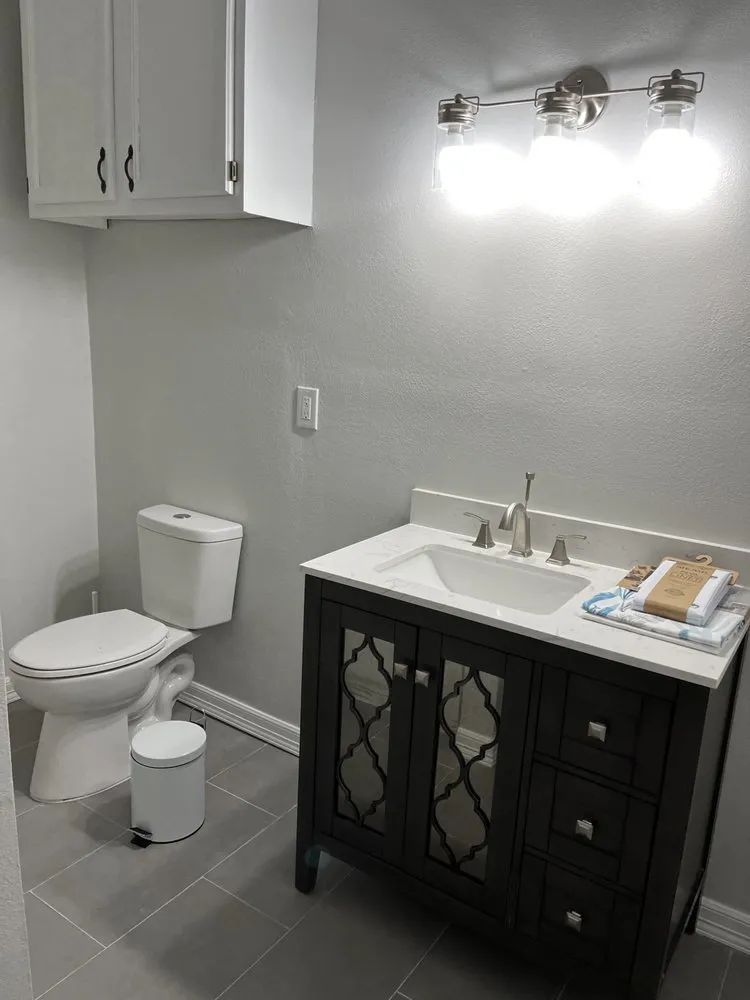 Slide of Sinks And Things