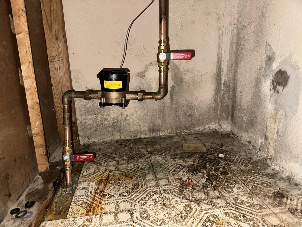 Slide of S&J Plumbing