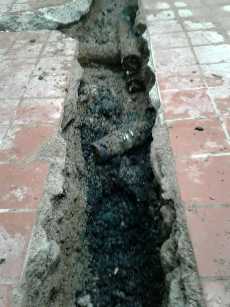 Slide of SJ Septic Tank Service