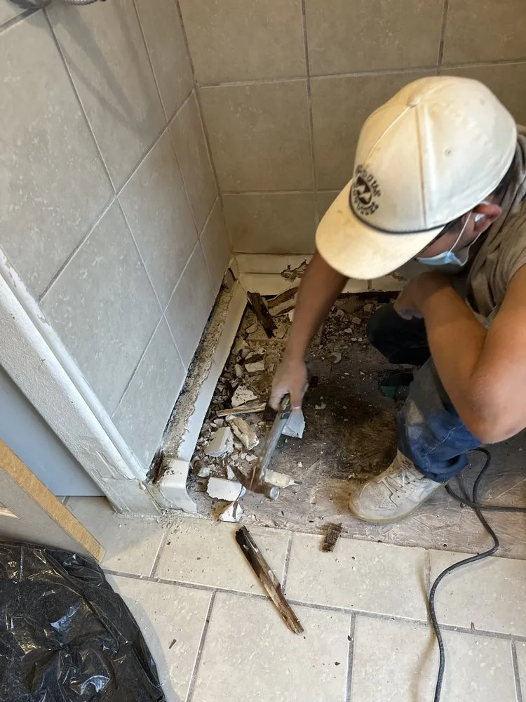 Slide of Sli Tree Trimming