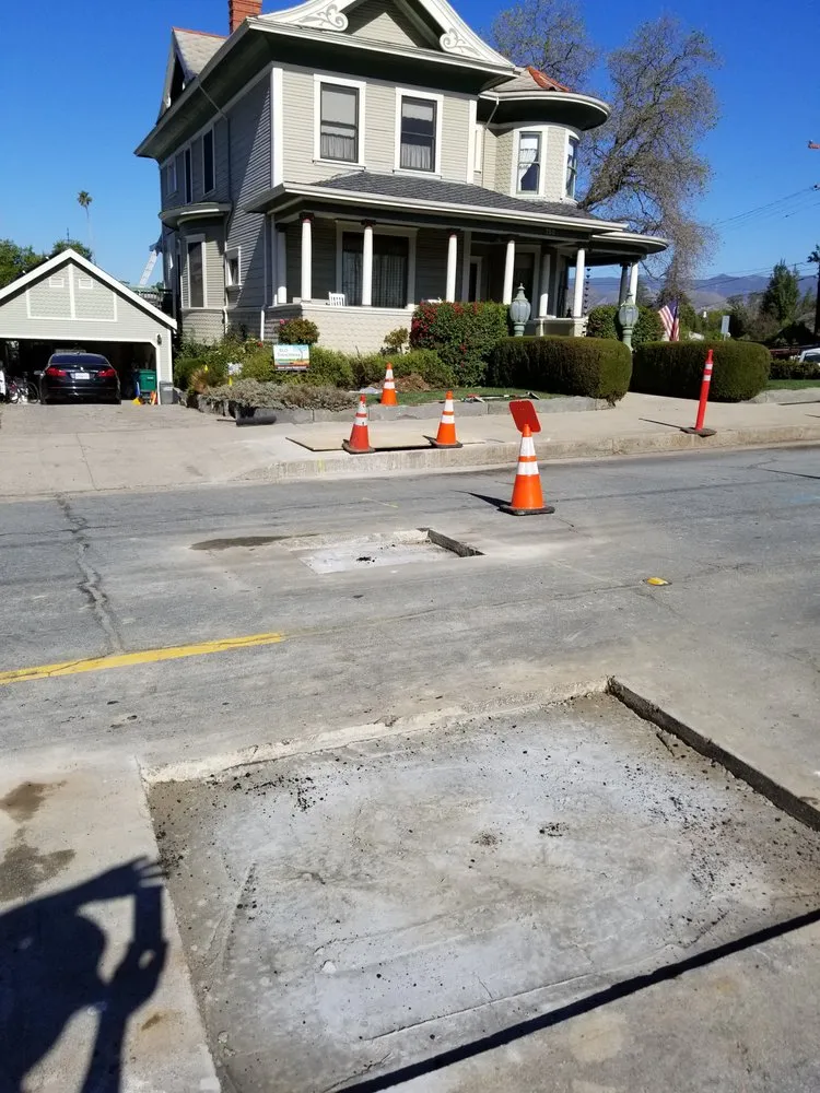 Slide of SLO Trenchless