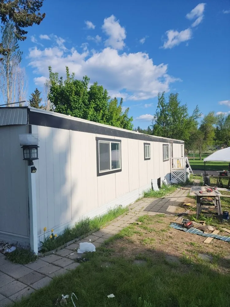 Slide of Sloane Magnolia Construction,