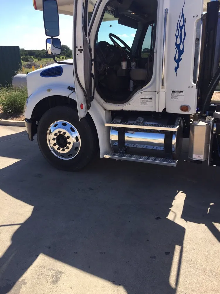Emergency plumbing repair in Manor, TX by Slupe Septic Service