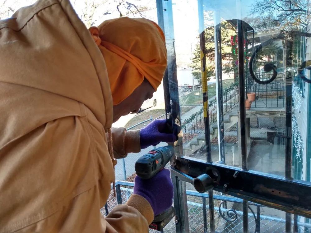 Slide of Smart Fix Local