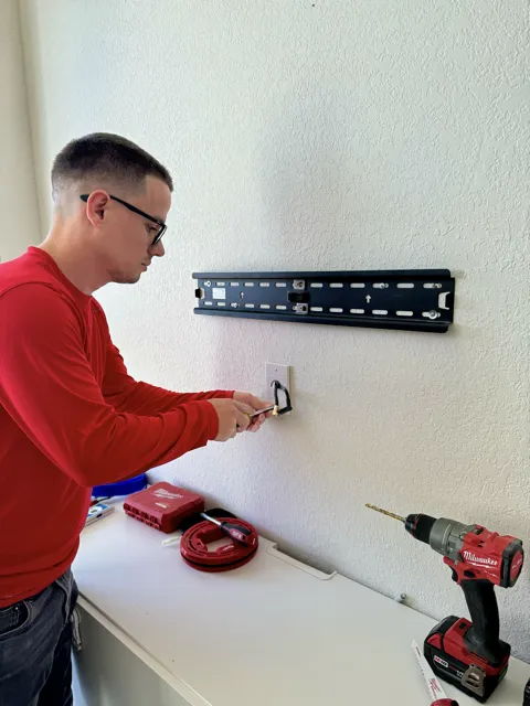 Slide of Smart Solutions SRQ