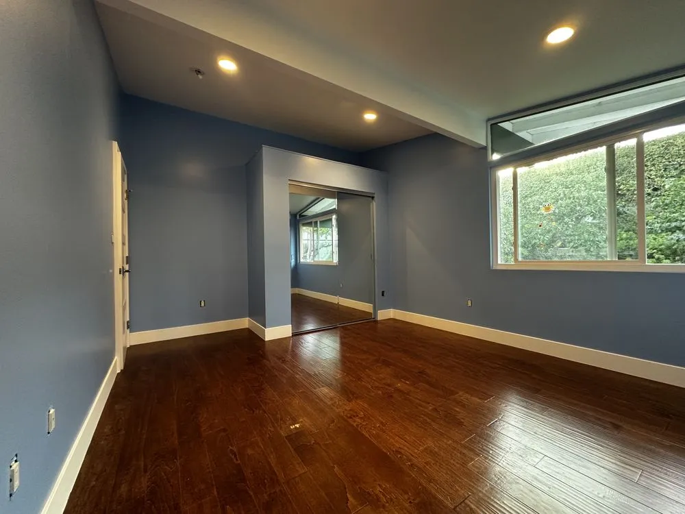 Slide of Smarts Hands