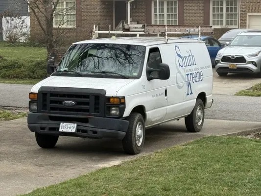 Smith & Keene Electric Service Logo