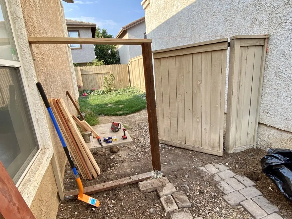 Slide of Smitty Services