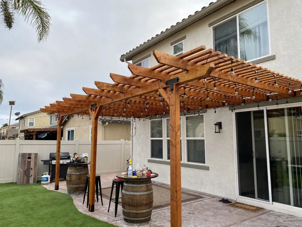 Slide of Smitty Services